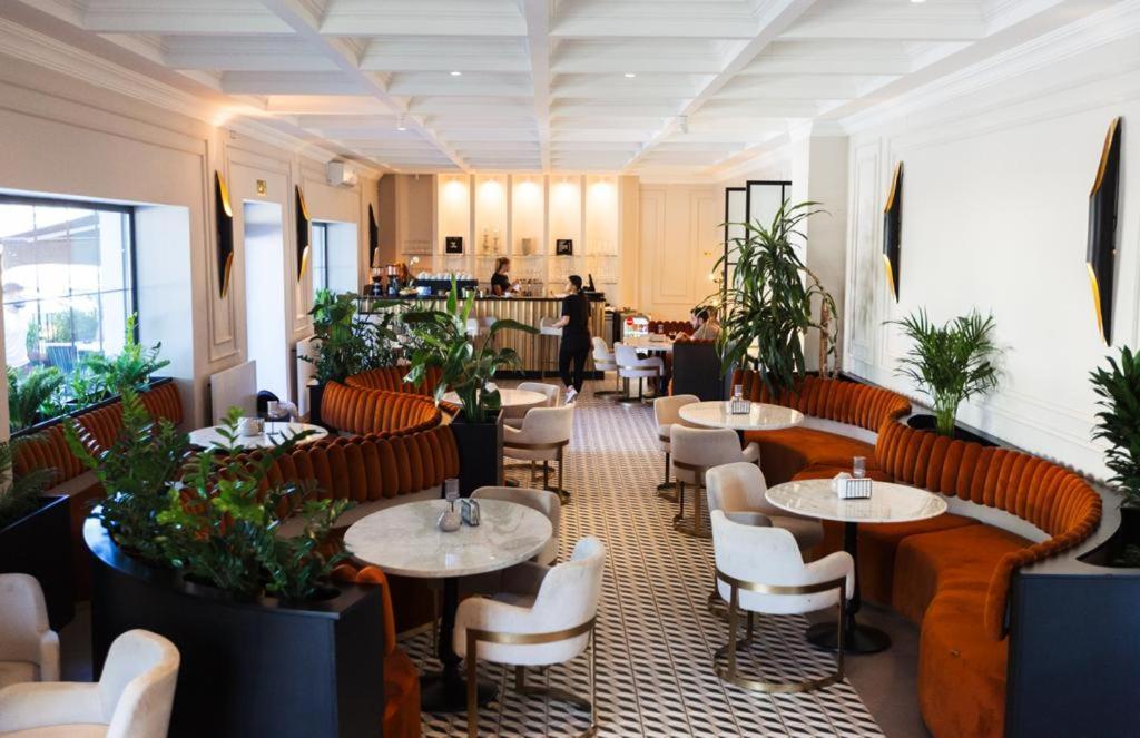 The Berg'S 10 Hotel Ocna Mures Екстериор снимка